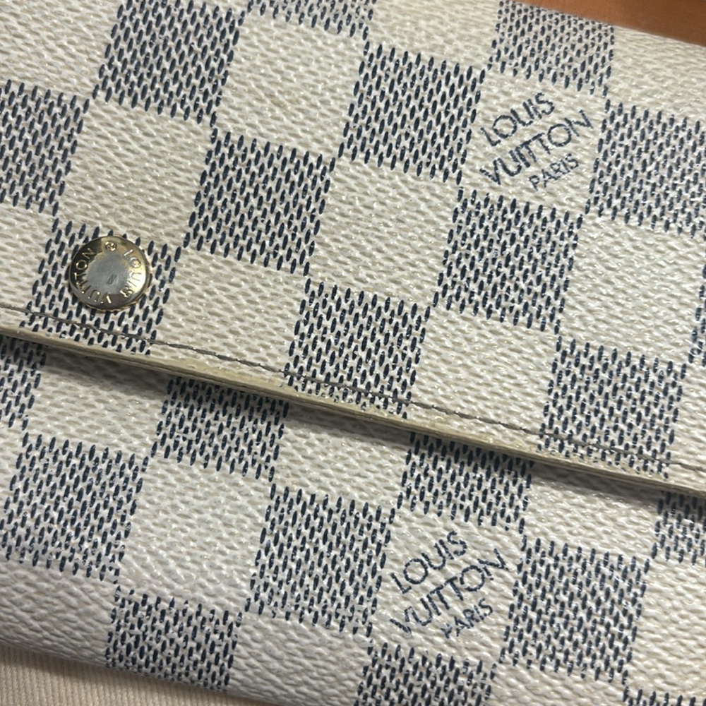 Louis Vuitton Long Wallet - Damier Azur Sarah 🖤 - Picture 3 of 12